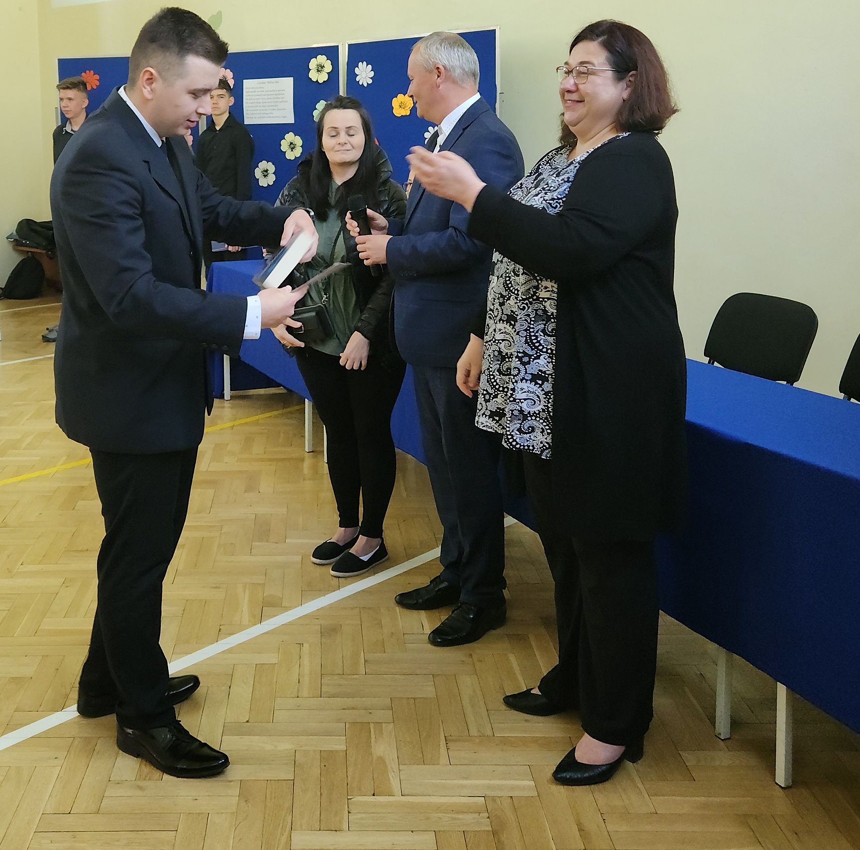 zakonczenie klas V 1a 24